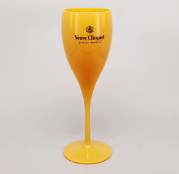 东莞市企石鸿亚塑胶制品厂 厂家直销多彩酒具，提供各类高脚杯高清图片